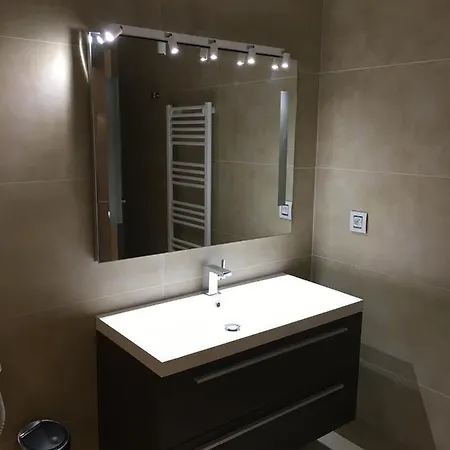 Bed & Breakfast Elegante Lisa 4*
