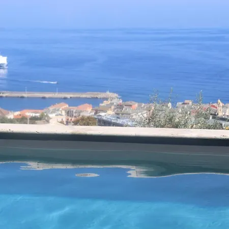 Alojamento de Acomodação e Pequeno-almoço Elegante Lisa Bastia (Corsica)