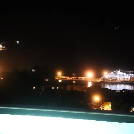 فندق مبيت وإفطار Elegante Lisa 4*