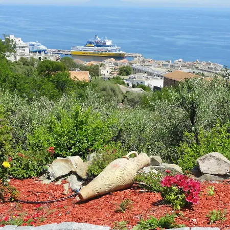 Elegante Lisa فندق مبيت وإفطار باستيا